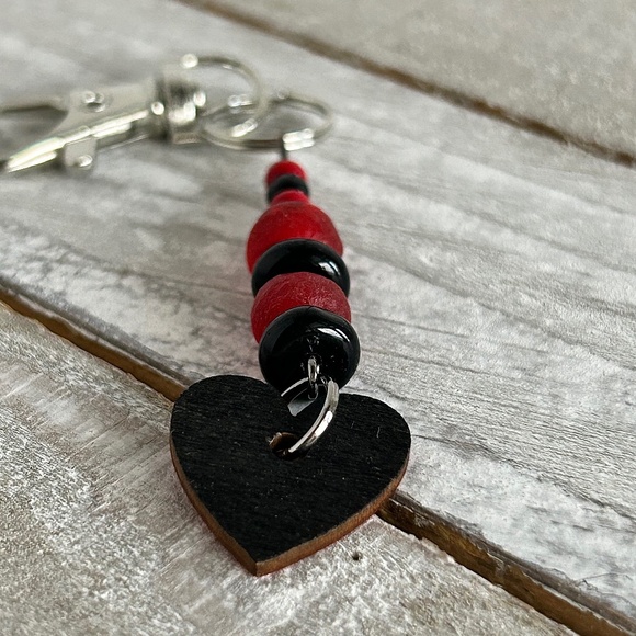 Keychain | Handmade Keychain | Beaded Keychain - Picture 2 of 7